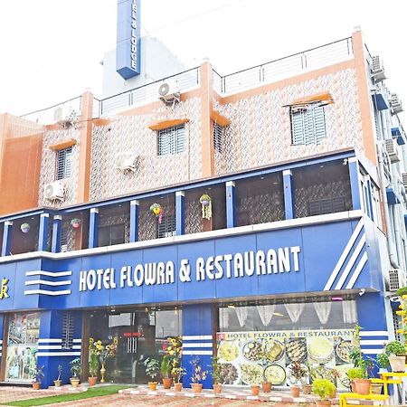 Hotel O Flowra Jangipur Exterior foto